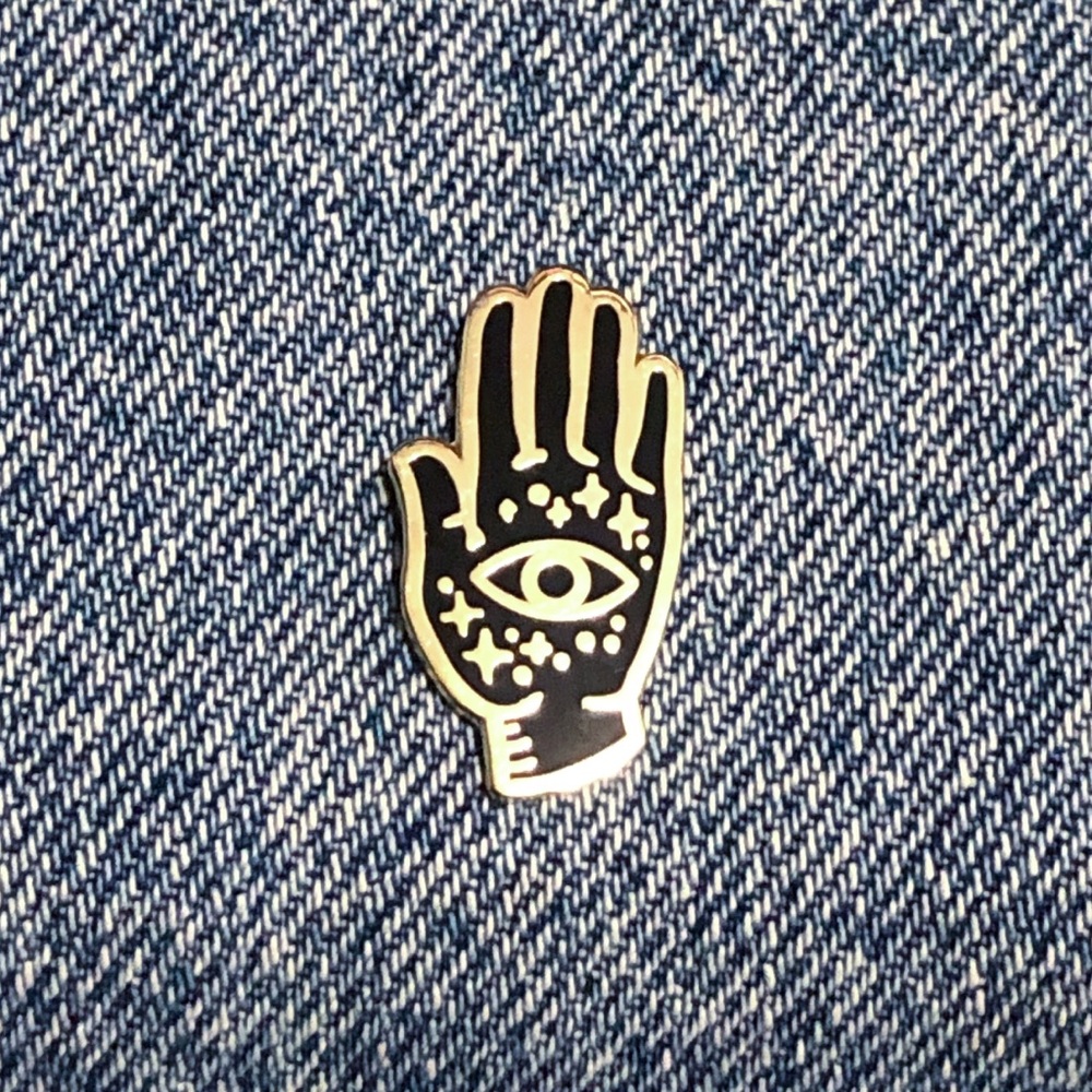 EVIL EYE HAND PALM PIN